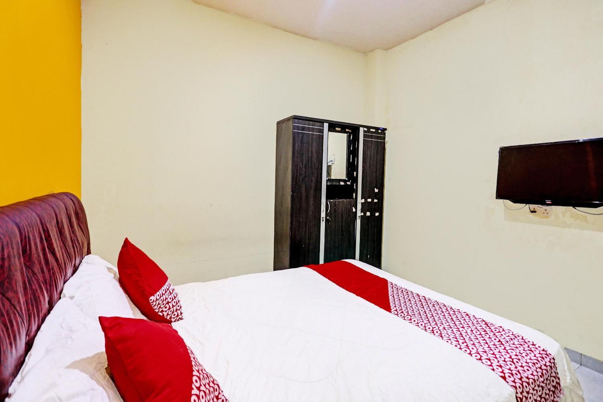 Oyo 92322 Hasan House Syariahnearpelabuhan Feri Harbor Bay Nagoya Exterior photo